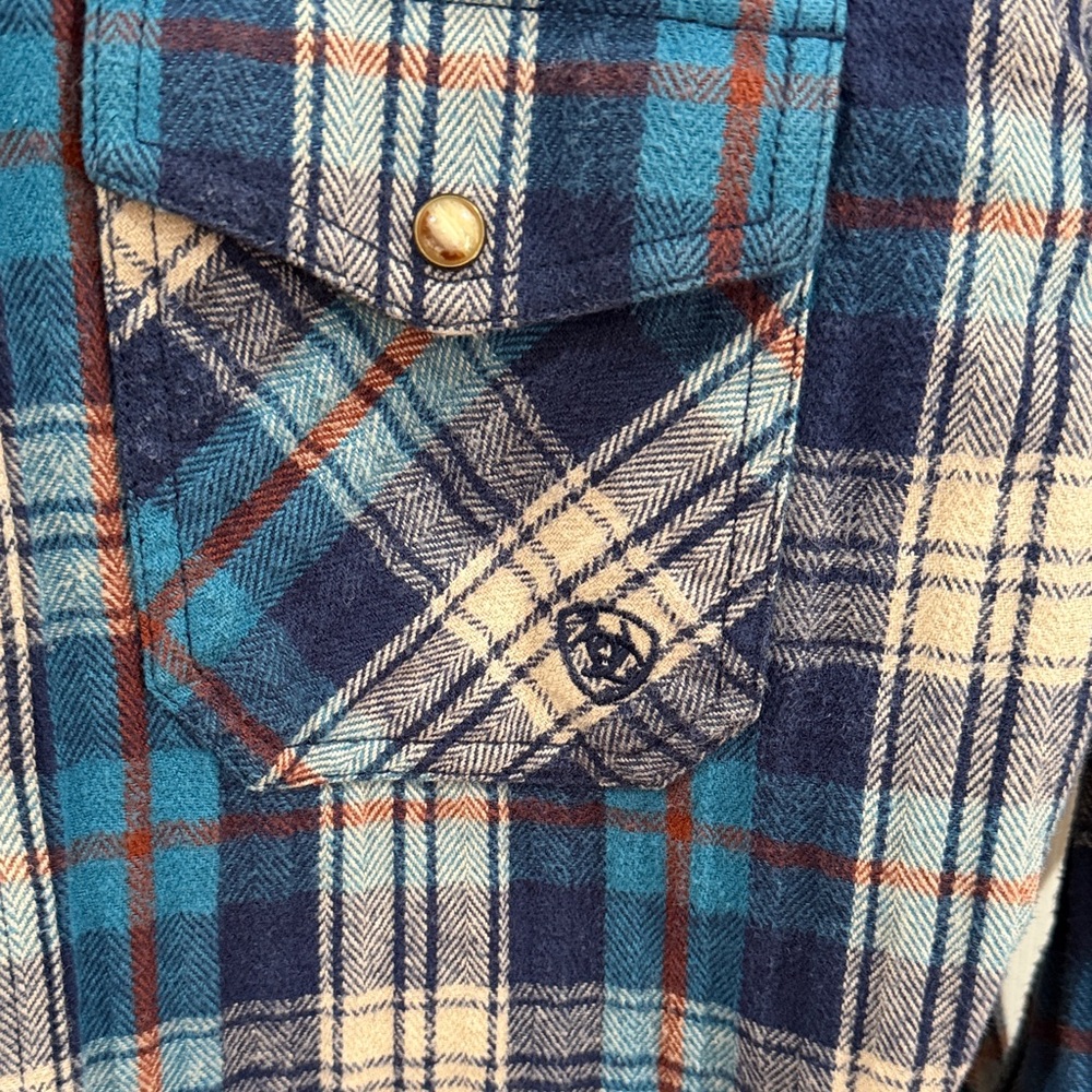 Ariat Men's Halmaty Blue and white Plaid retro fit Shirt size small - Picture 2 of 11